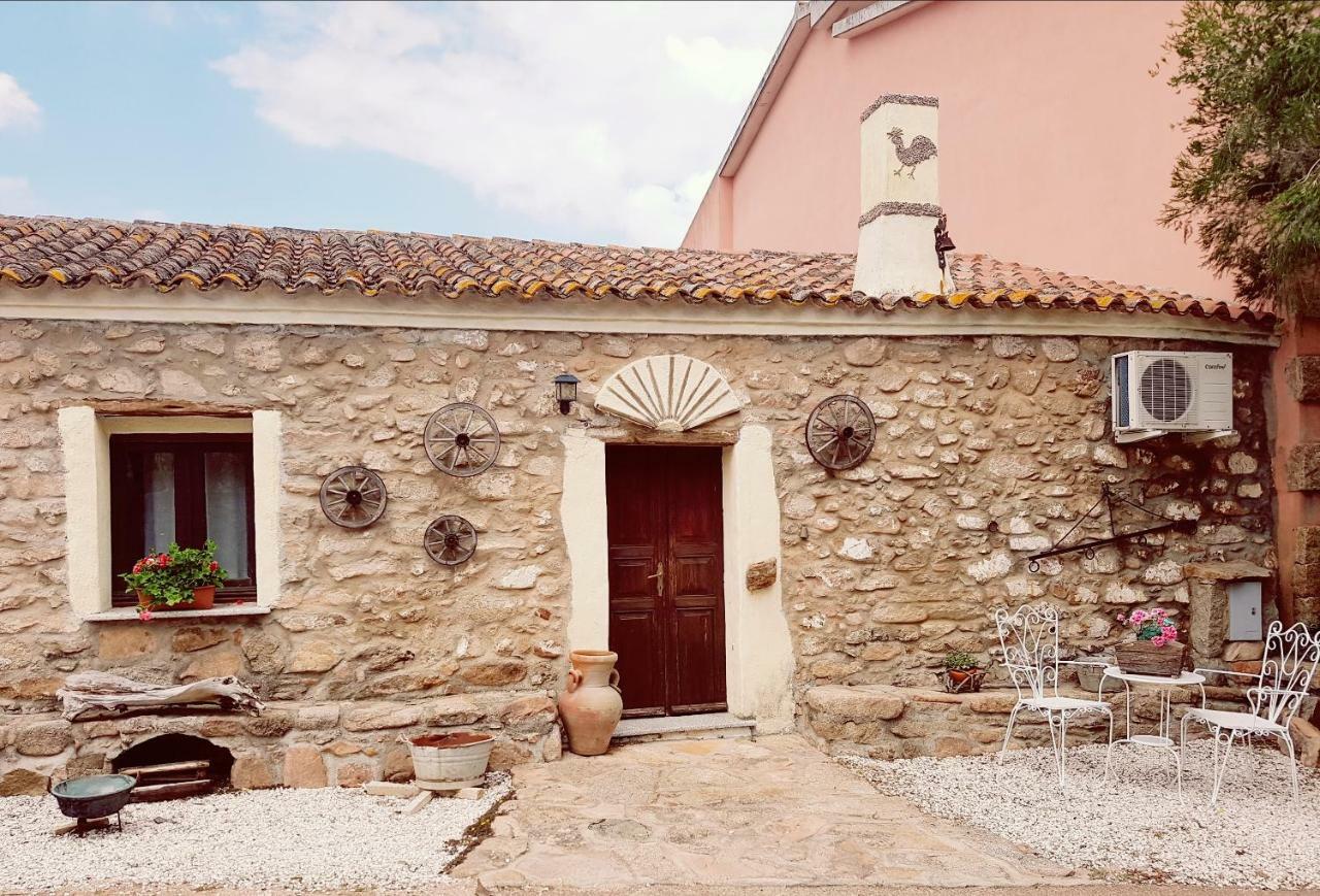 Stazzu Juanni Vila Loiri Porto San Paolo Exterior foto